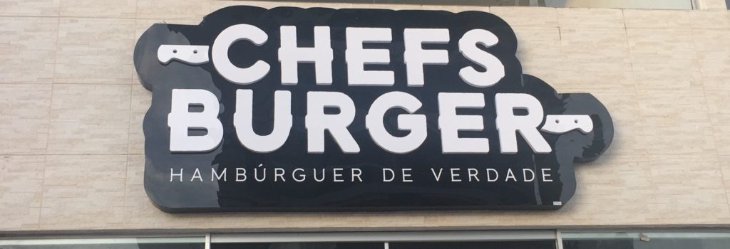 Chefs Burger - letreiro da fachada.